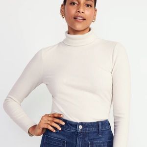Fitted Rib-Knit Turtleneck